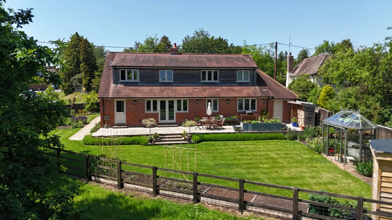 Chapel Hill, West Grimstead, Salisbury, Wiltshire, SP5 3SJ, photo 11