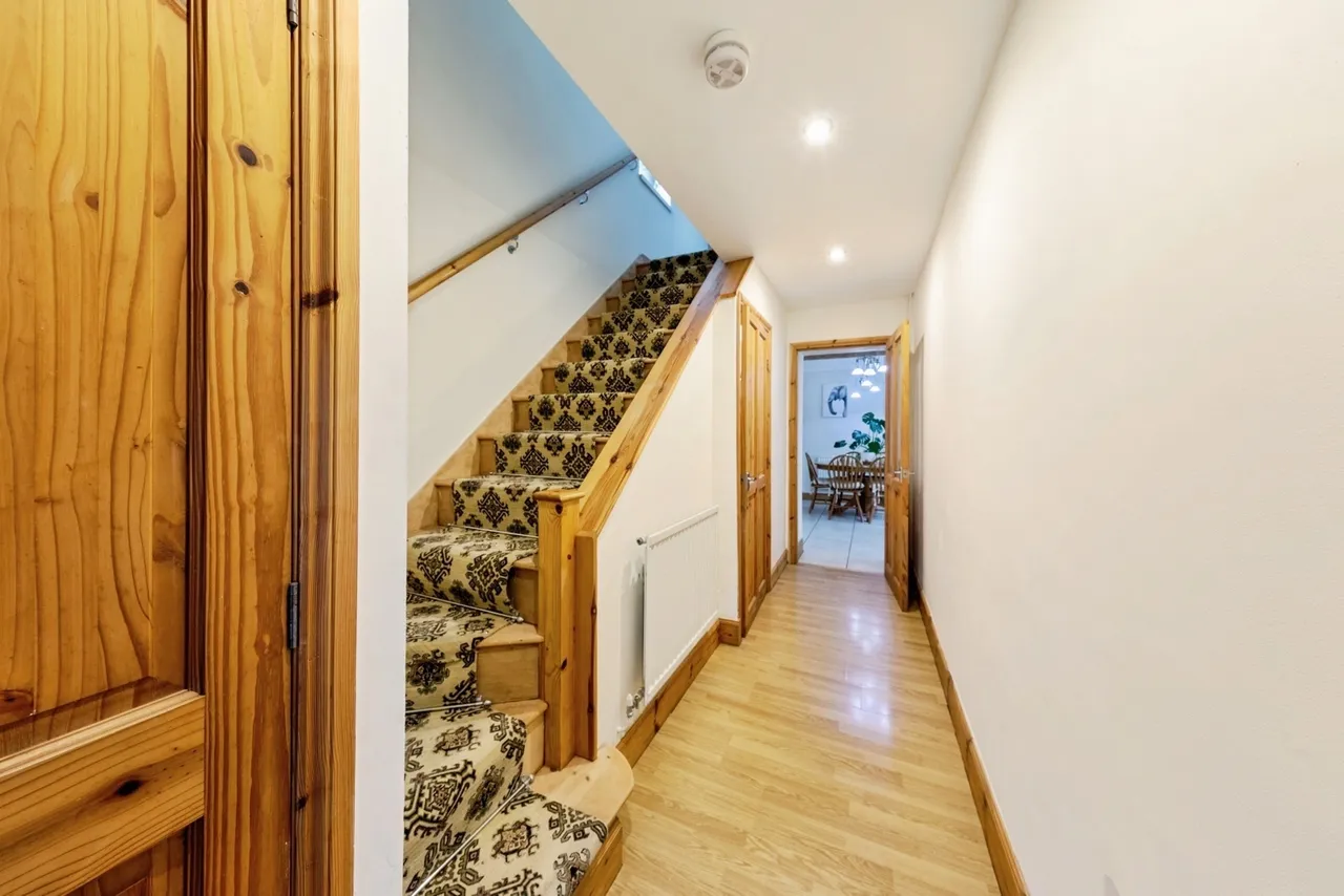 Heol Y Meinciau, Pontyates, SA15, photo 9