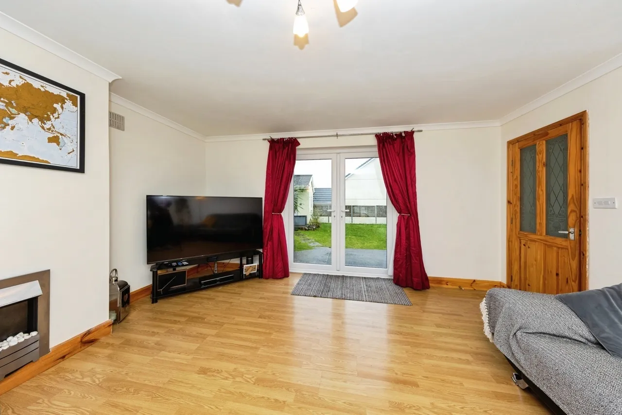 Heol Y Meinciau, Pontyates, SA15, photo 4