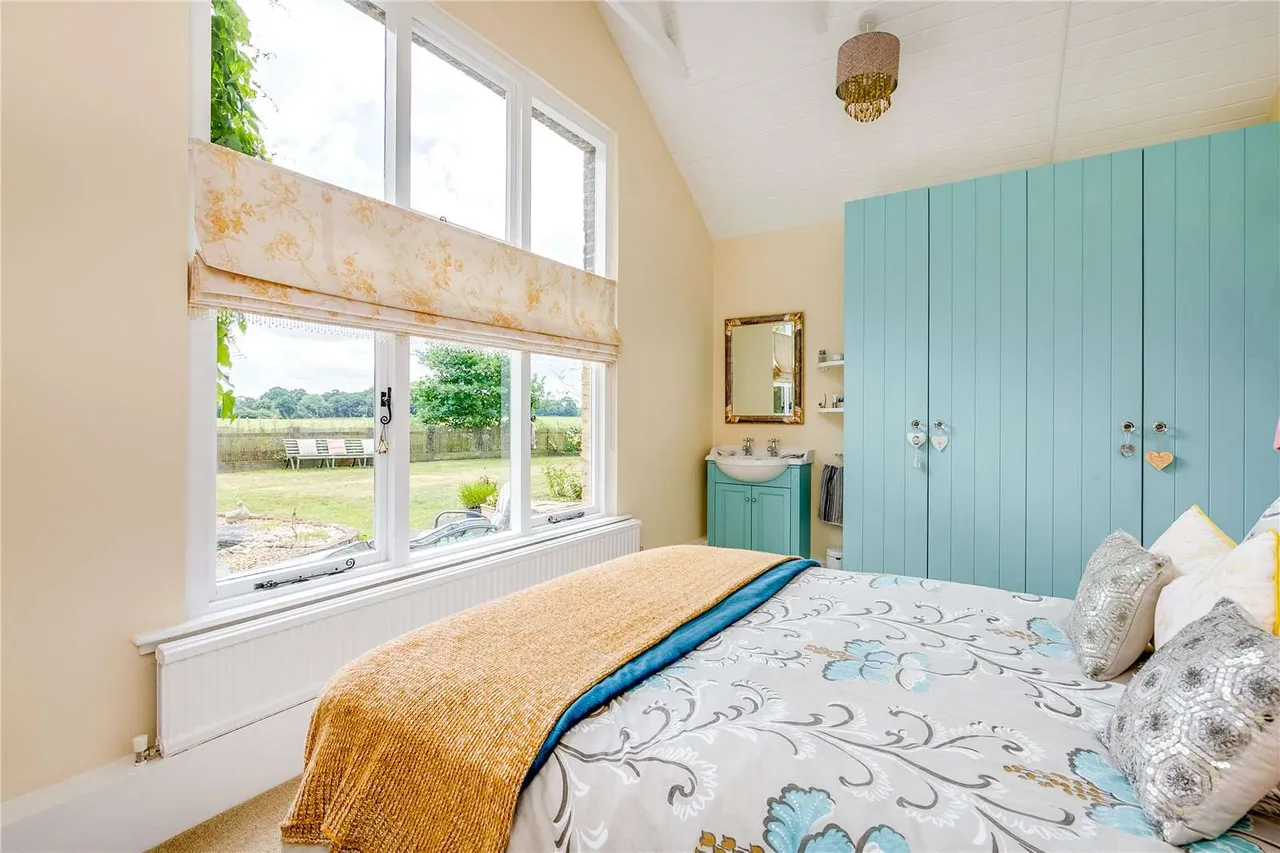 Ware Road, Widford, Ware, Hertfordshire, SG12 8RG, photo 11