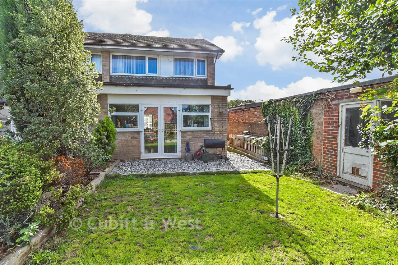 Burchett Walk, Bognor Regis, PO21, photo 12