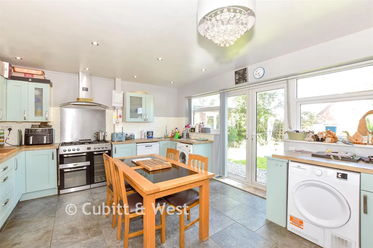 Burchett Walk, Bognor Regis, PO21, photo 3