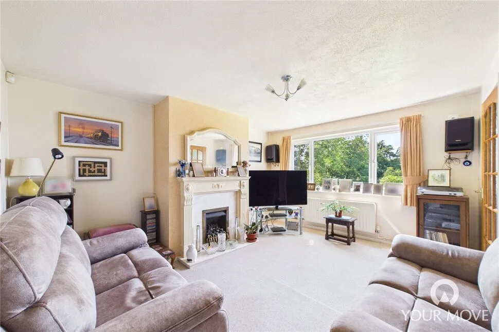 Moorfield Avenue, Workington, Cumbria, CA14, photo 2