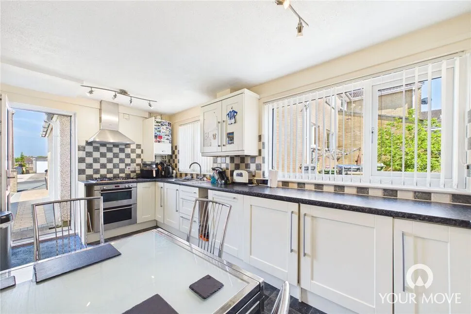 Moorfield Avenue, Workington, Cumbria, CA14, photo 6