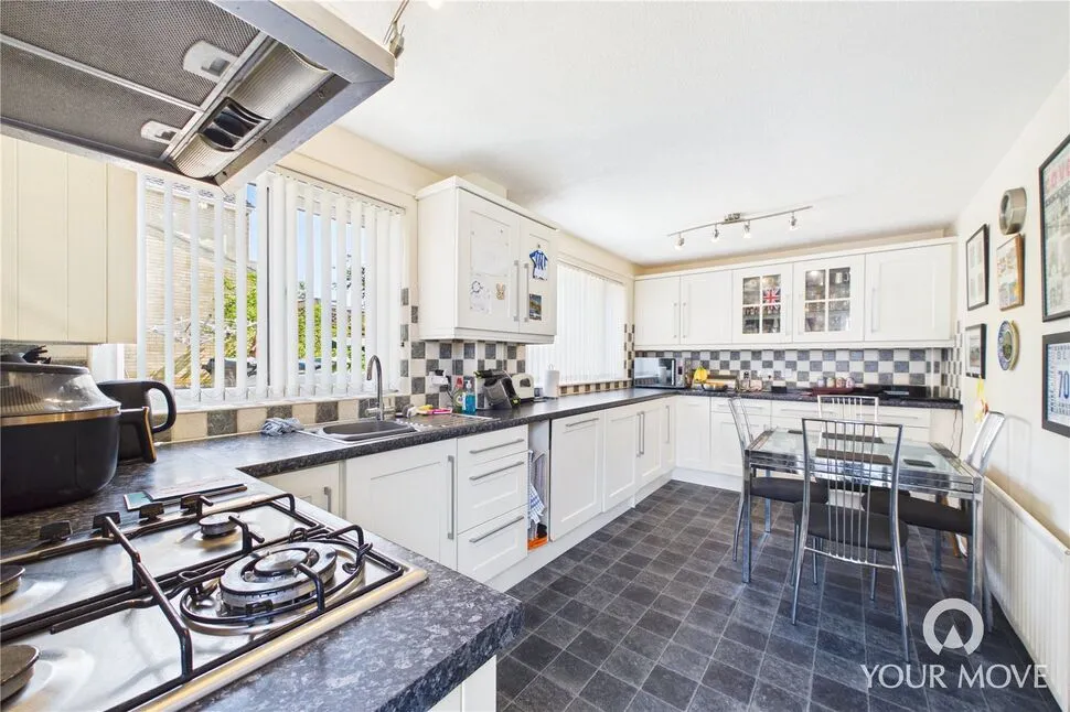 Moorfield Avenue, Workington, Cumbria, CA14, photo 7