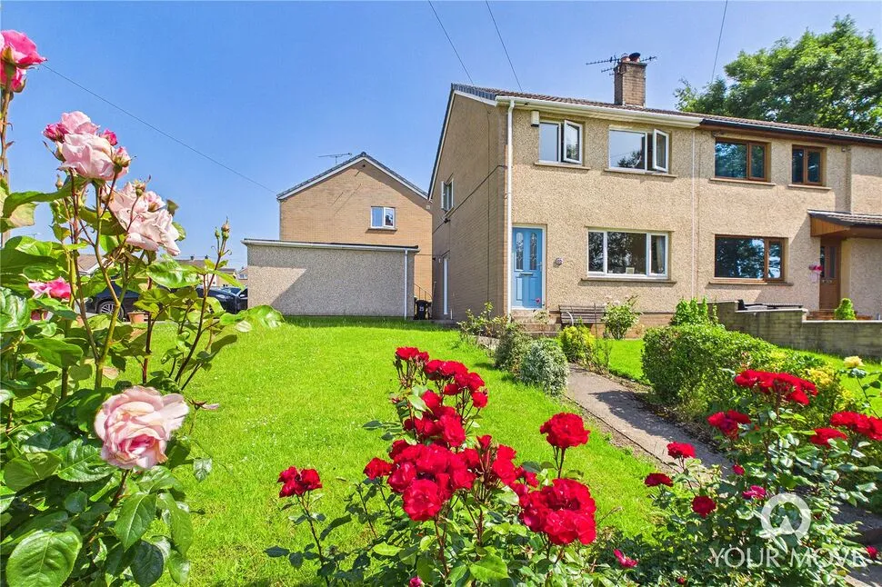 3 bed house for sale — Moorfield Avenue, Workington, Cumbria, CA14