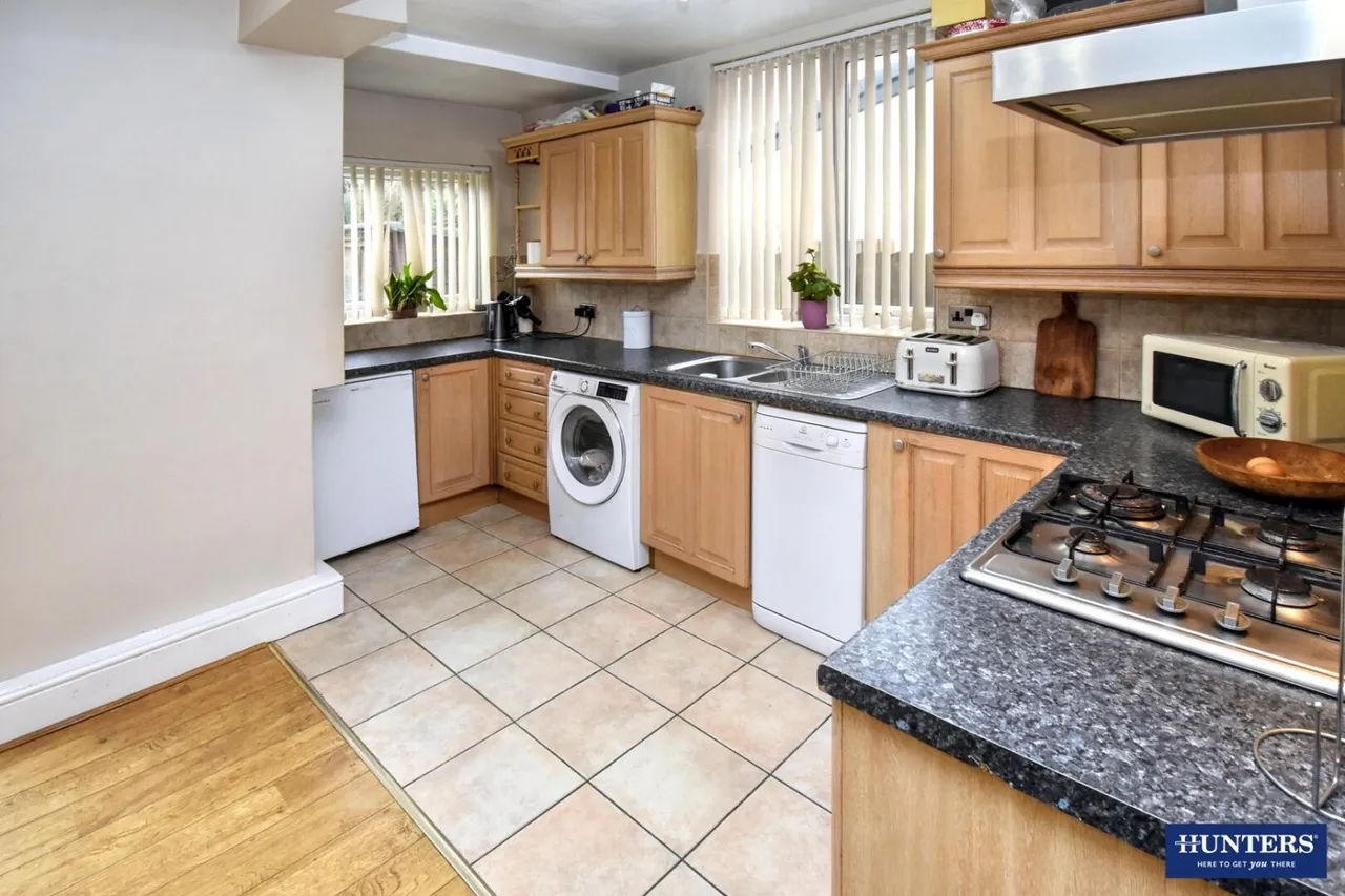 Oakleigh Avenue, Glen Parva, LE2, photo 8