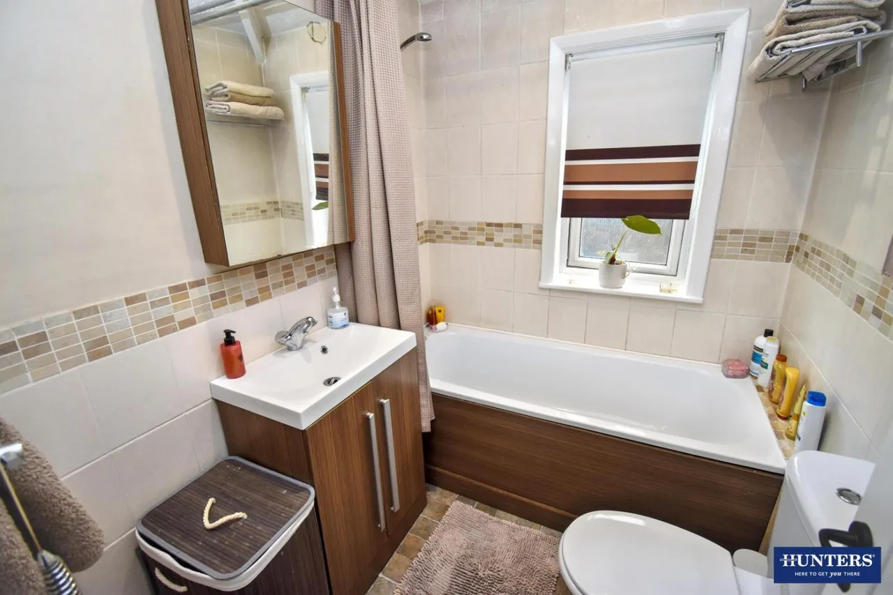 Oakleigh Avenue, Glen Parva, LE2, photo 11