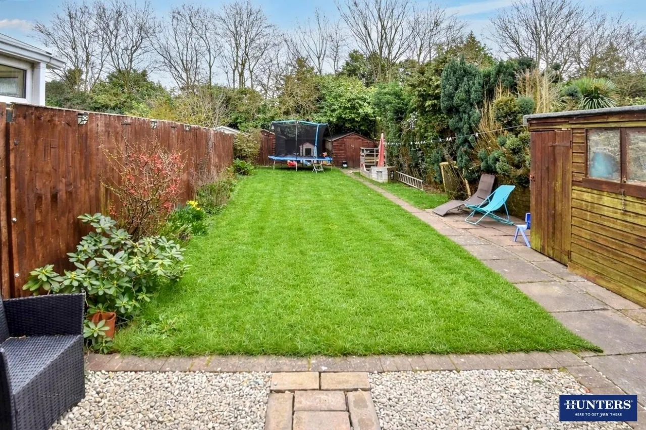 Oakleigh Avenue, Glen Parva, LE2, photo 13