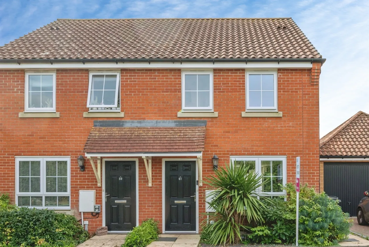 2 bed house for sale — Buckenham Road, Aylsham, Norwich