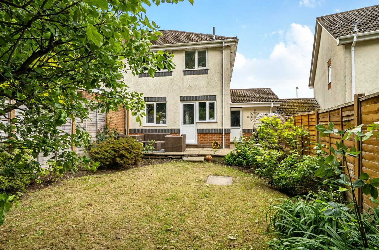 Armada Close, Rownhams, SO16, photo 8