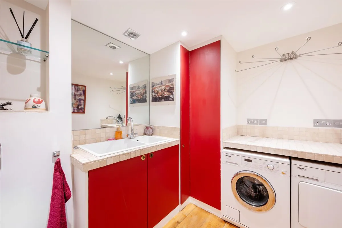 Perrins Lane, London, NW3, photo 21