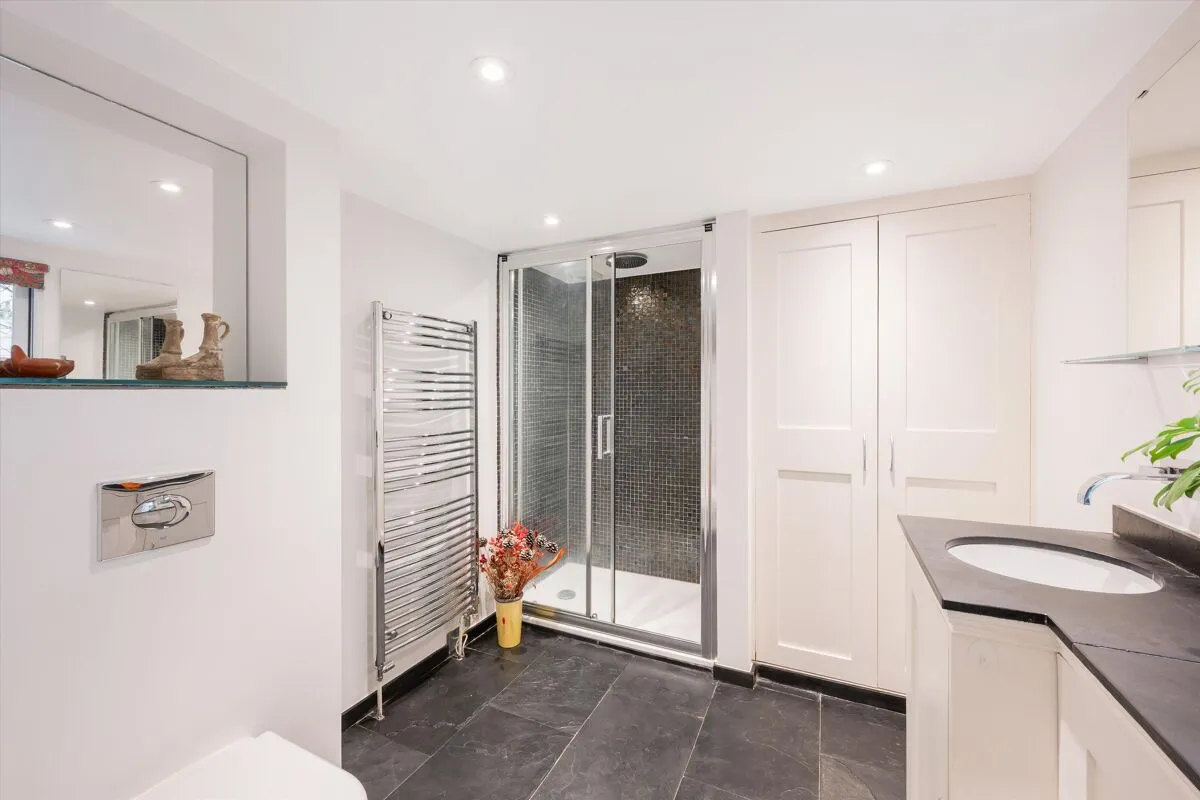 Perrins Lane, London, NW3, photo 18