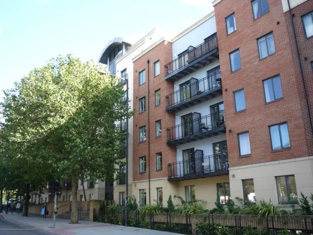 2 bed flat to rent, Squires Court, Bedminster, BS3