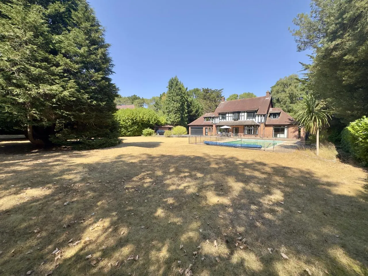 Leven Avenue, BH4, photo 21