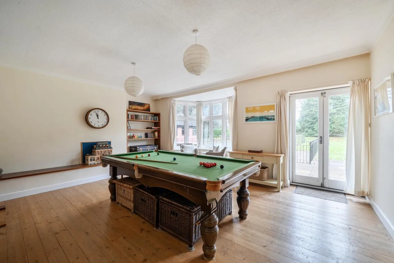 Leven Avenue, BH4, photo 4