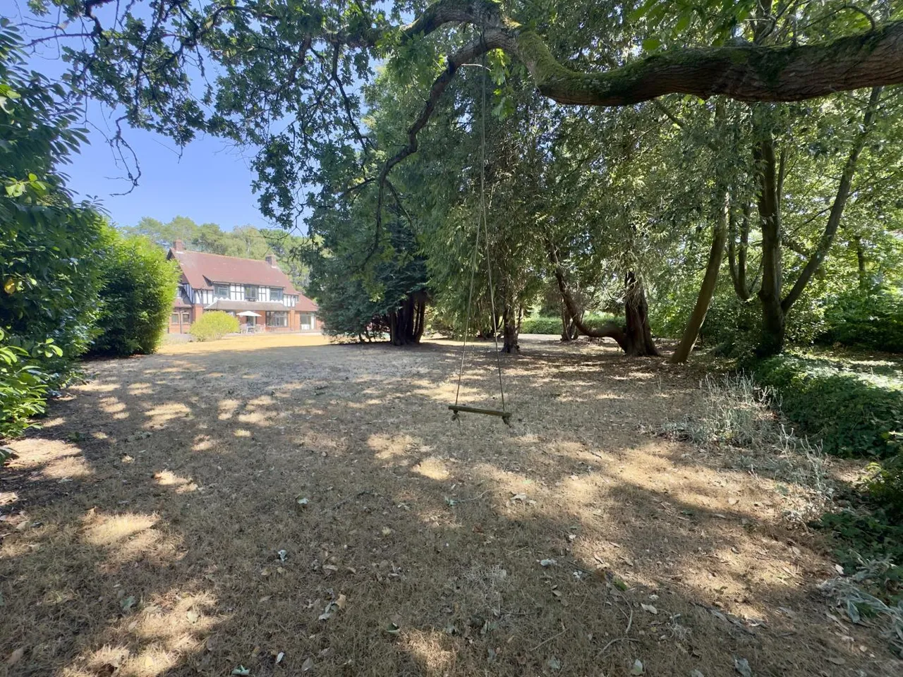 Leven Avenue, BH4, photo 22