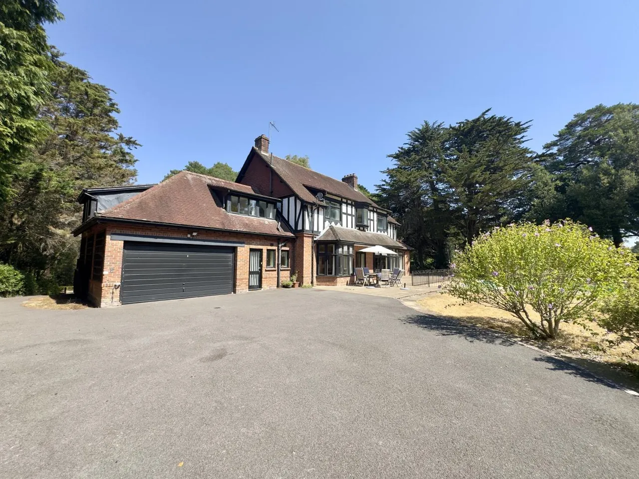 Leven Avenue, BH4, photo 24