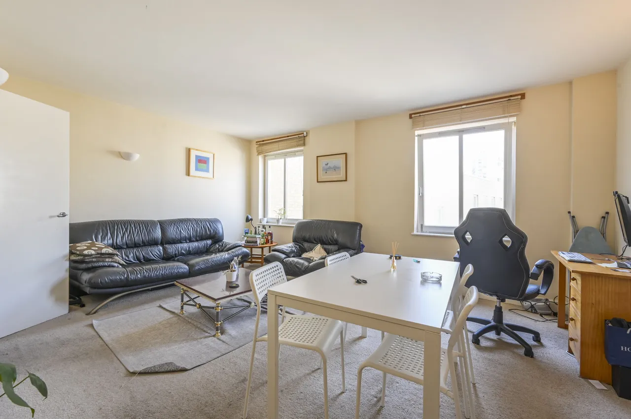 Flat 409 Cornell Building, 1 Coke Street, London, photo 6