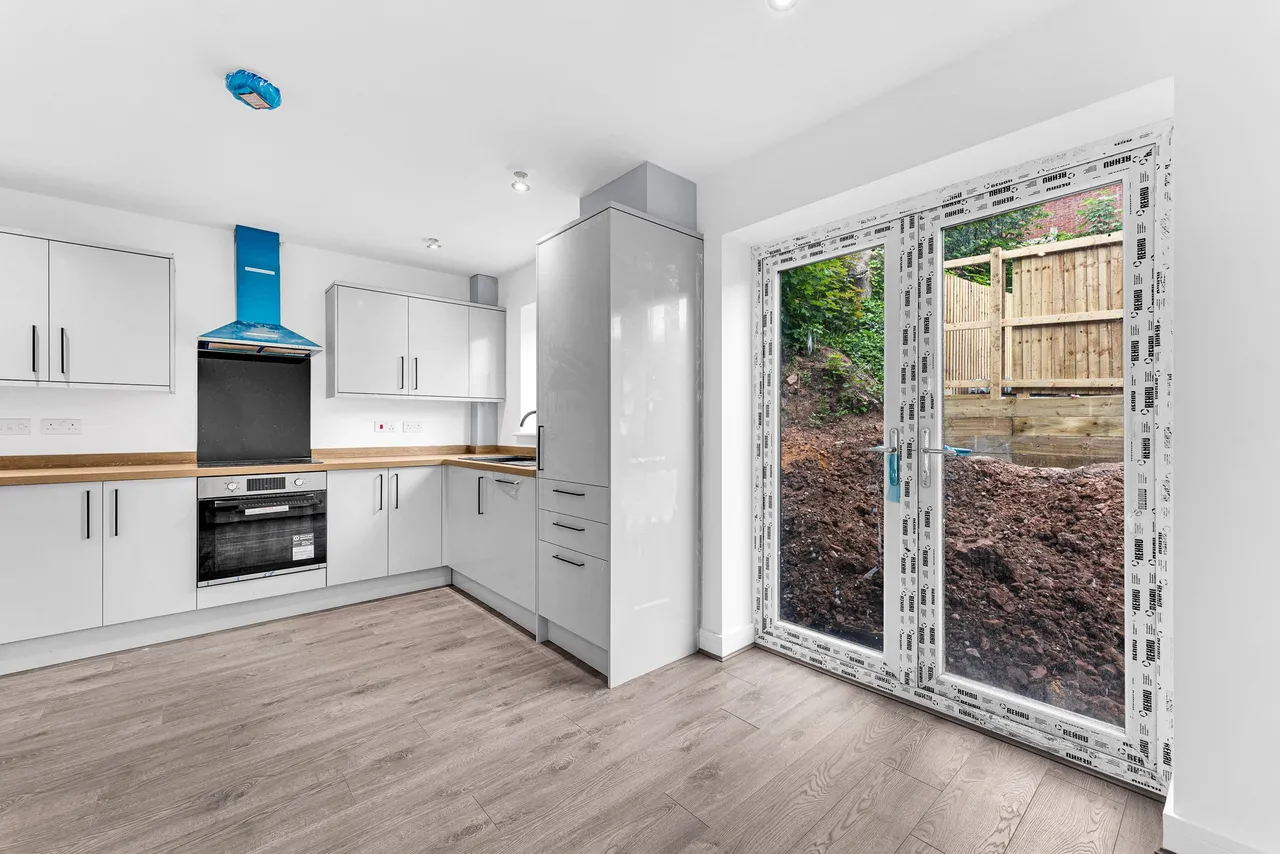Plot 2, Charles Terrace, Mersey Road, Runcorn, WA7 1DF, photo 9