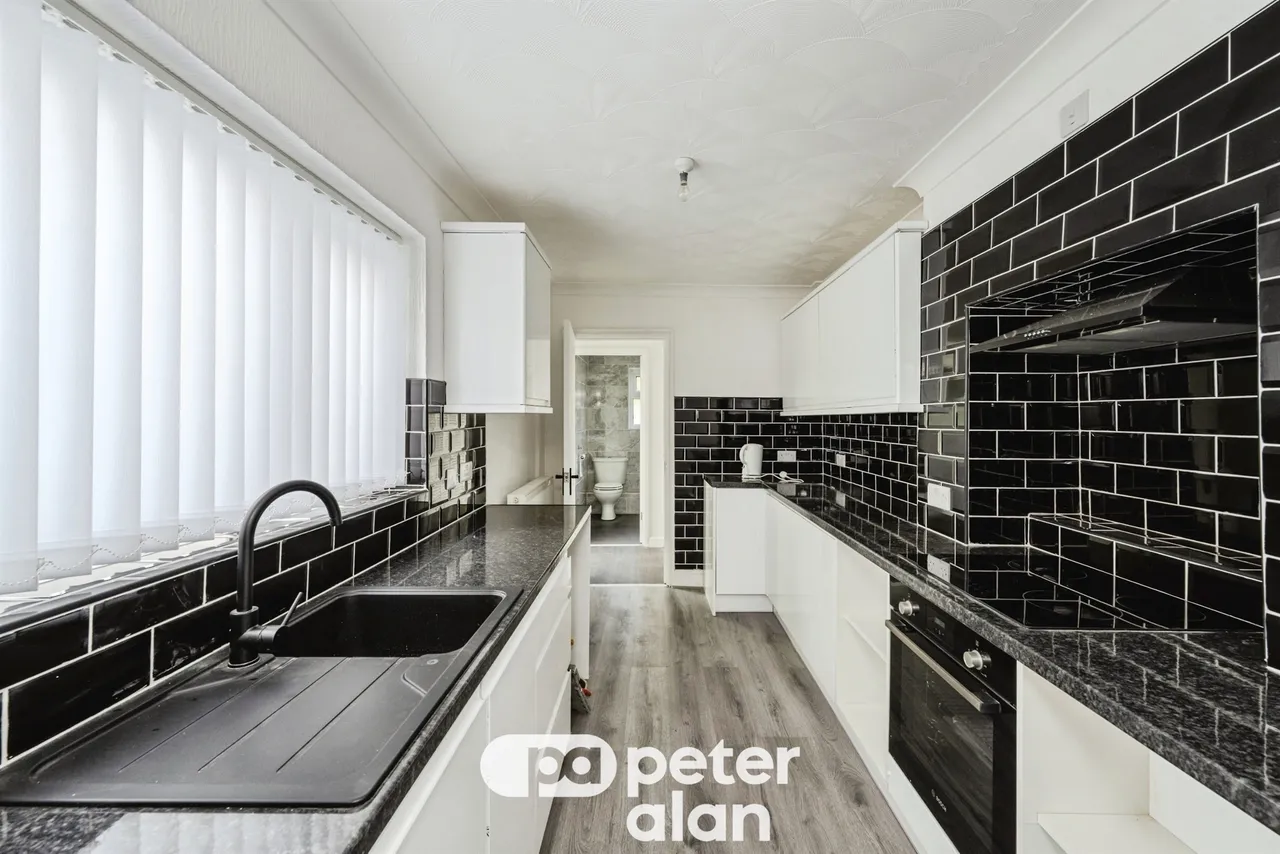 Miers Street, Swansea, SA1, photo 8