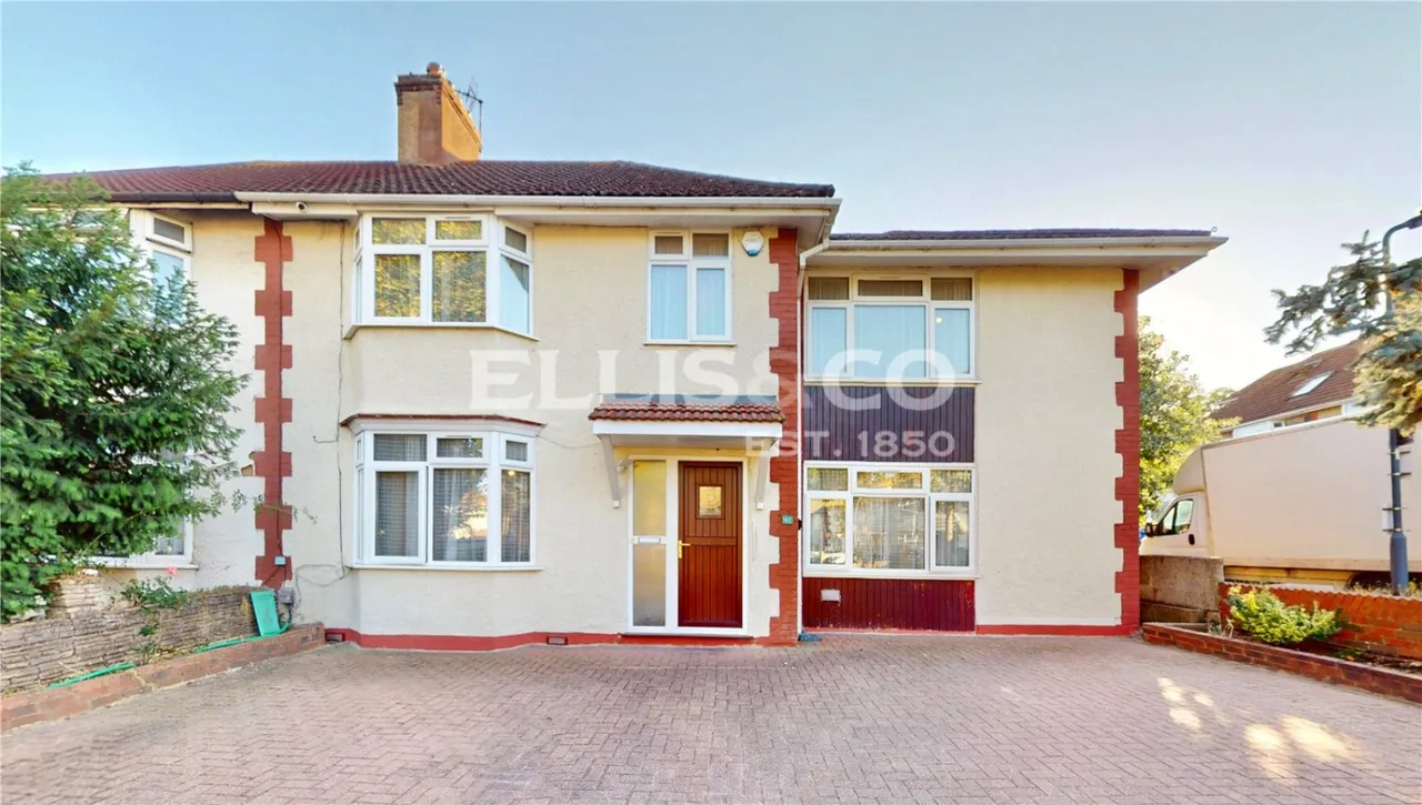 5 bed house for sale, St. James Gardens, Wembley, HA0