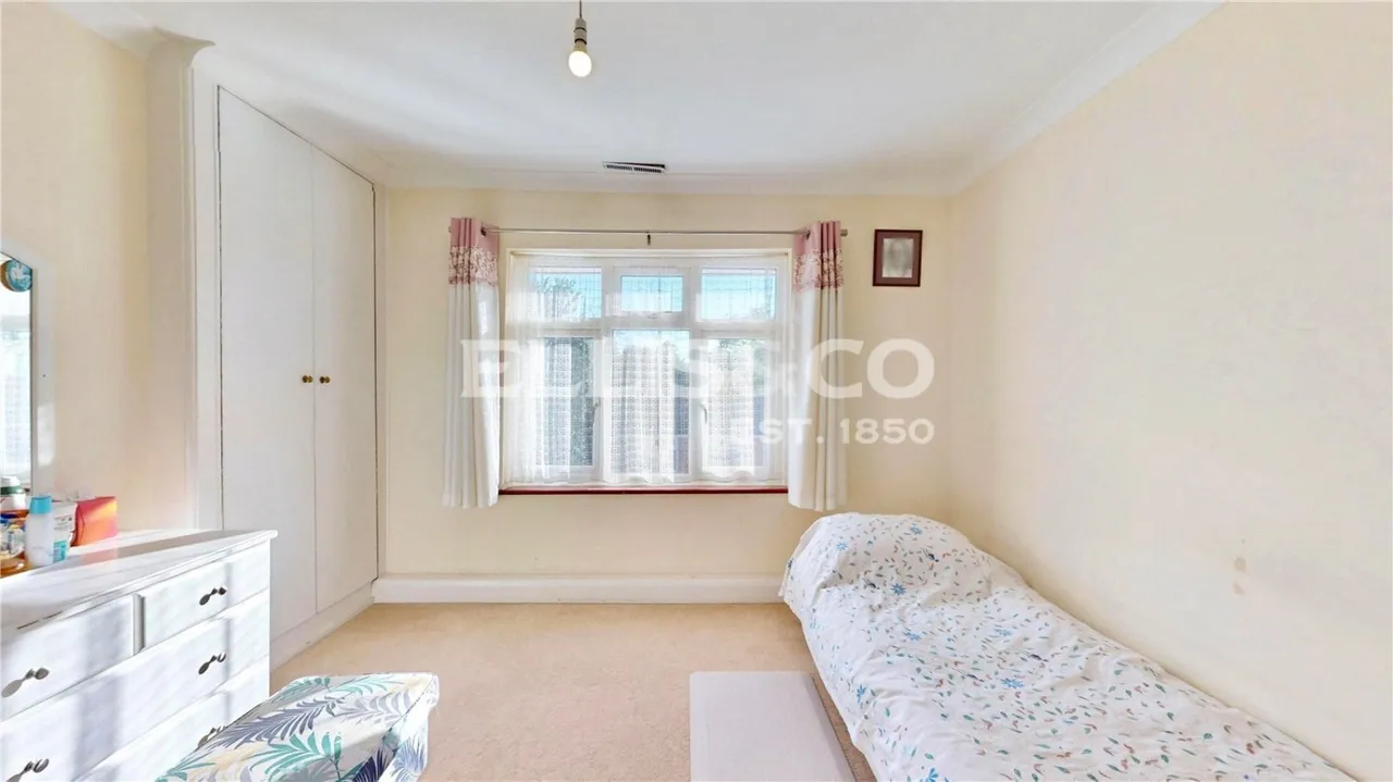 St. James Gardens, Wembley, HA0, photo 17
