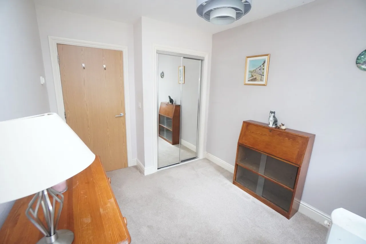 Freer Crescent, Aspen Court, HP13, photo 8