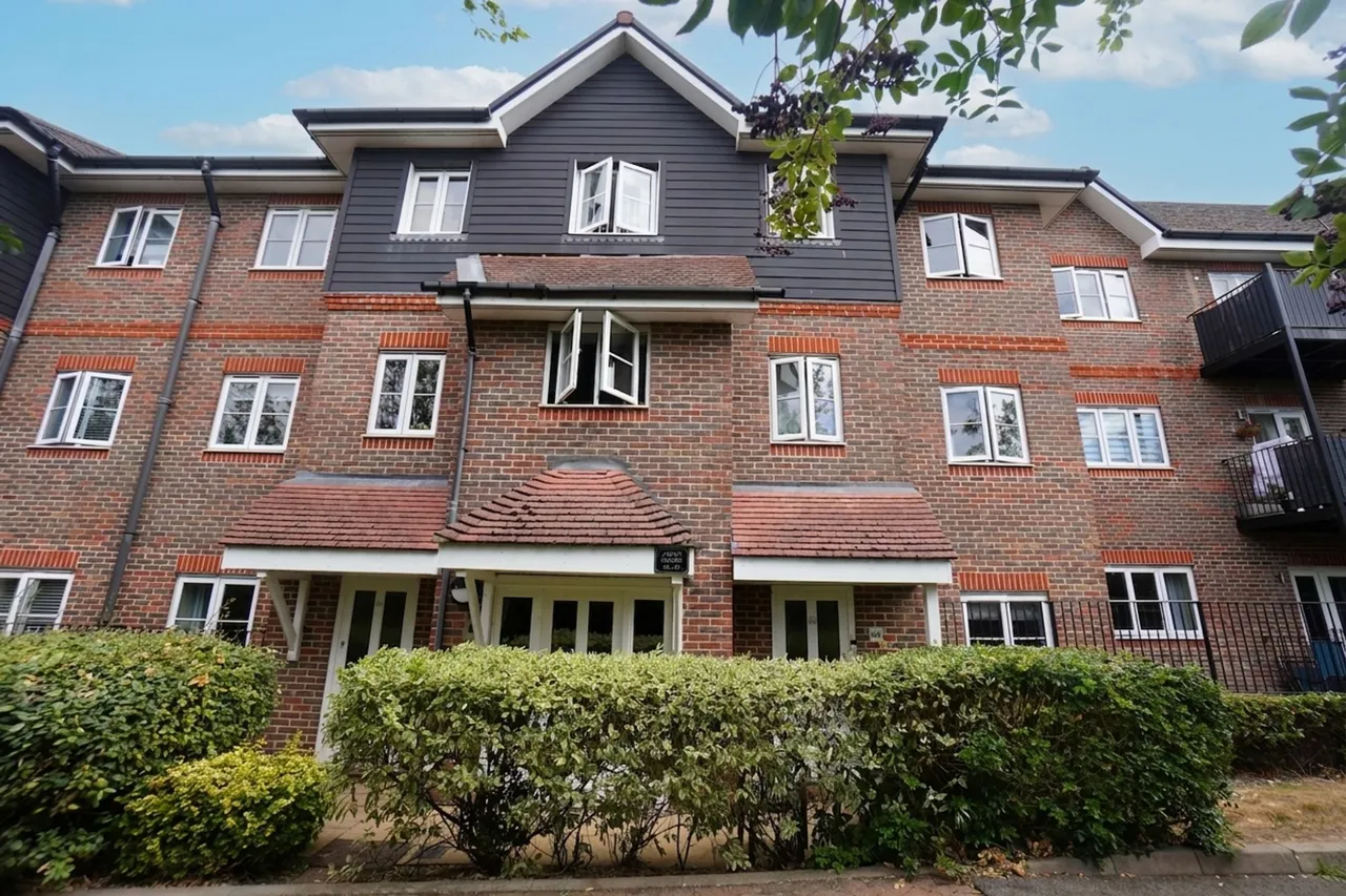 Freer Crescent, Aspen Court, HP13, photo 12