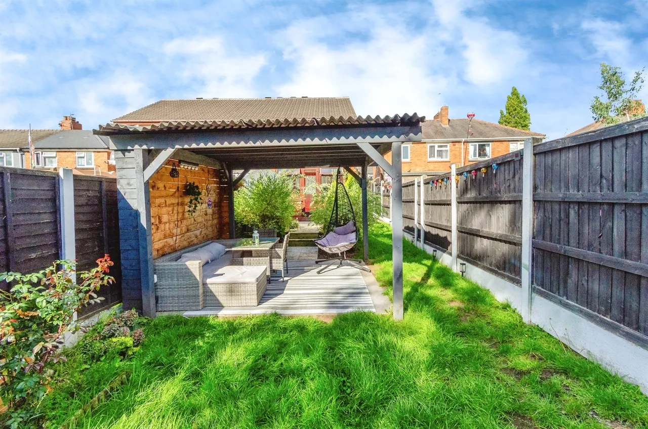 Herberts Park Road, Wednesbury, WS10, photo 16