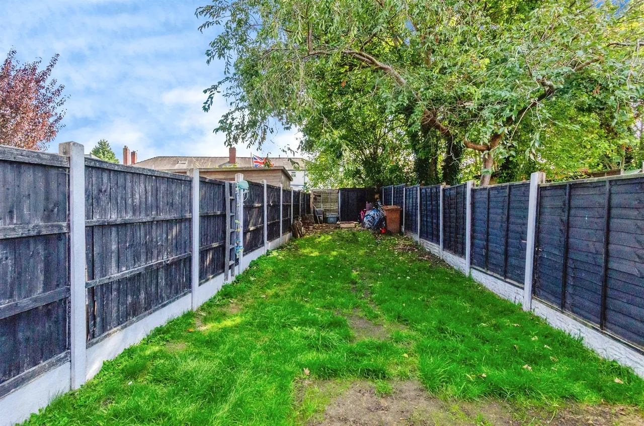 Herberts Park Road, Wednesbury, WS10, photo 15