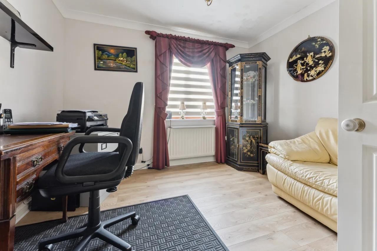 The Cloisters, High Street, Bushey, Bushey, WD23 3HH, photo 7