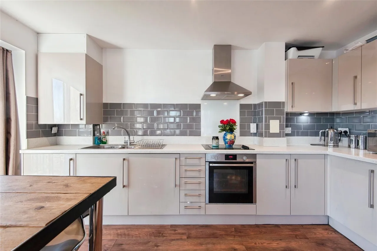 Giles Crescent, Stevenage, Hertfordshire, SG1, photo 6