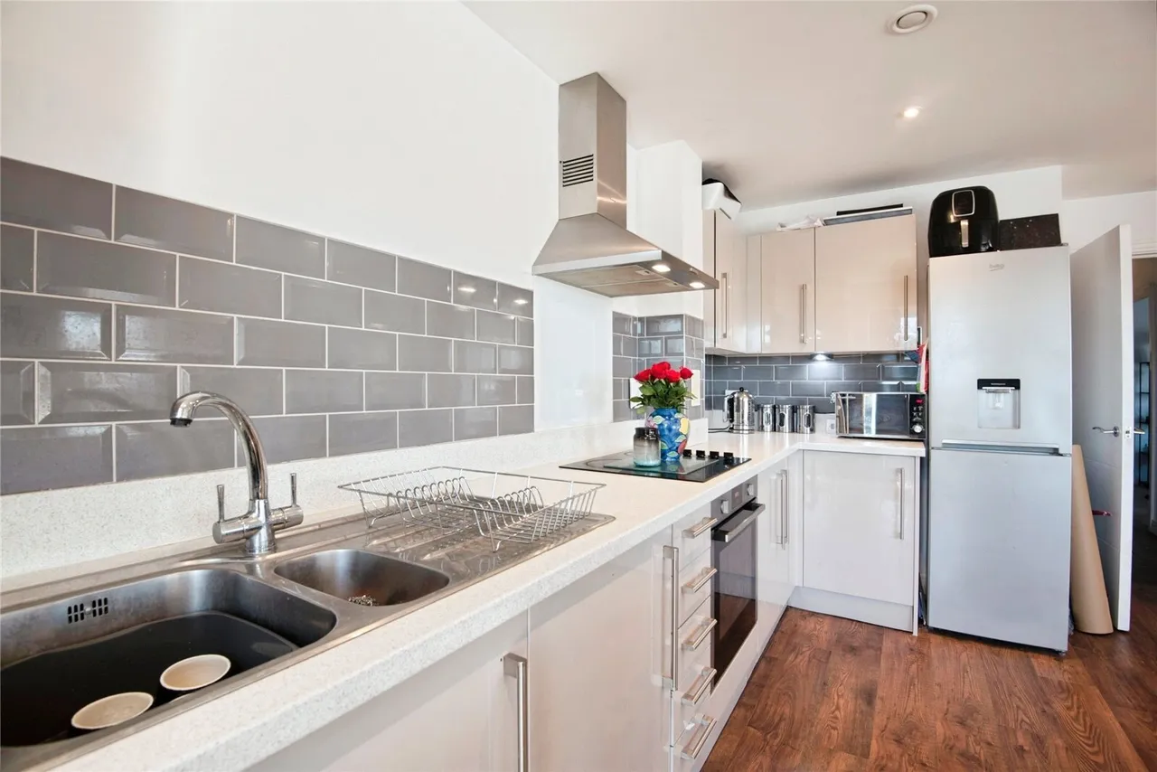 Giles Crescent, Stevenage, Hertfordshire, SG1, photo 8