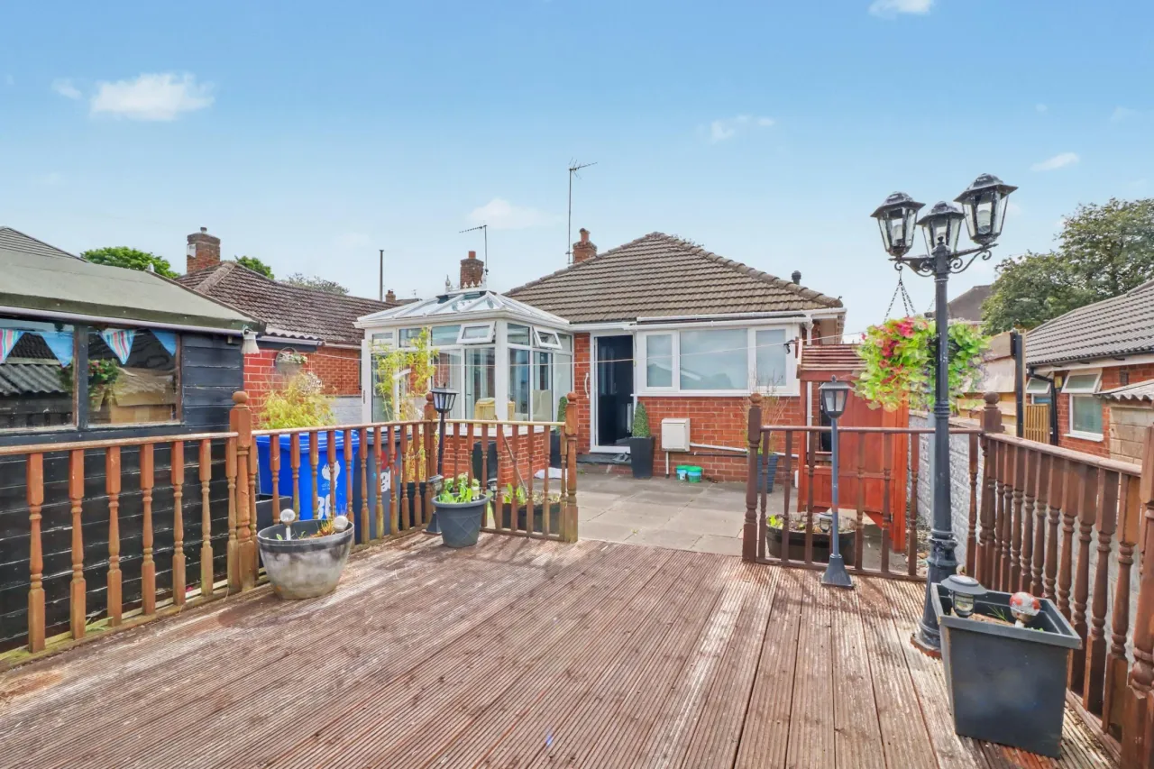 Courtway Drive, Sneyd Green, ST1, photo 8