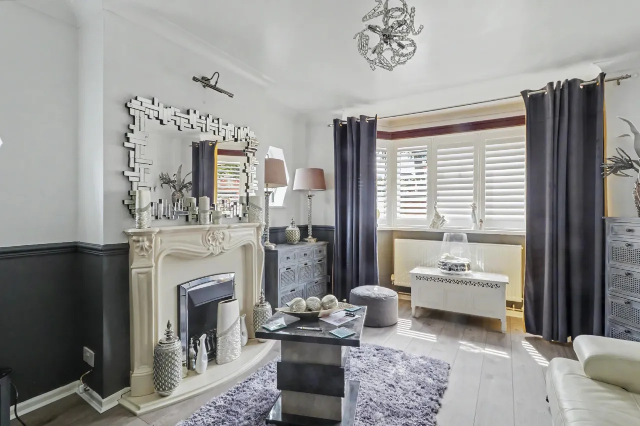 Courtway Drive, Sneyd Green, ST1, photo 4