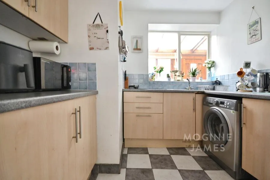 Angus Street, Roath, CF24, photo 12