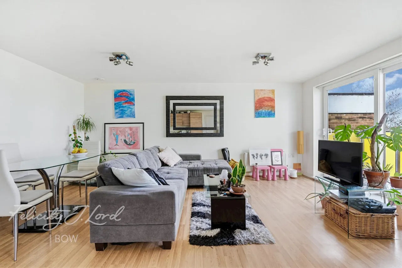 1 bed flat for sale, Wager Street, London