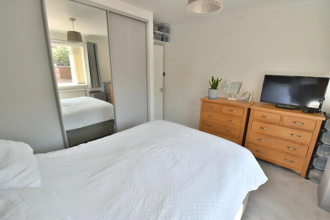 St Marys Road, BH22, photo 12