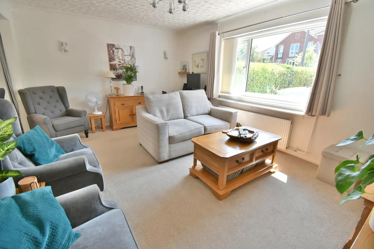 St Marys Road, BH22, photo 8