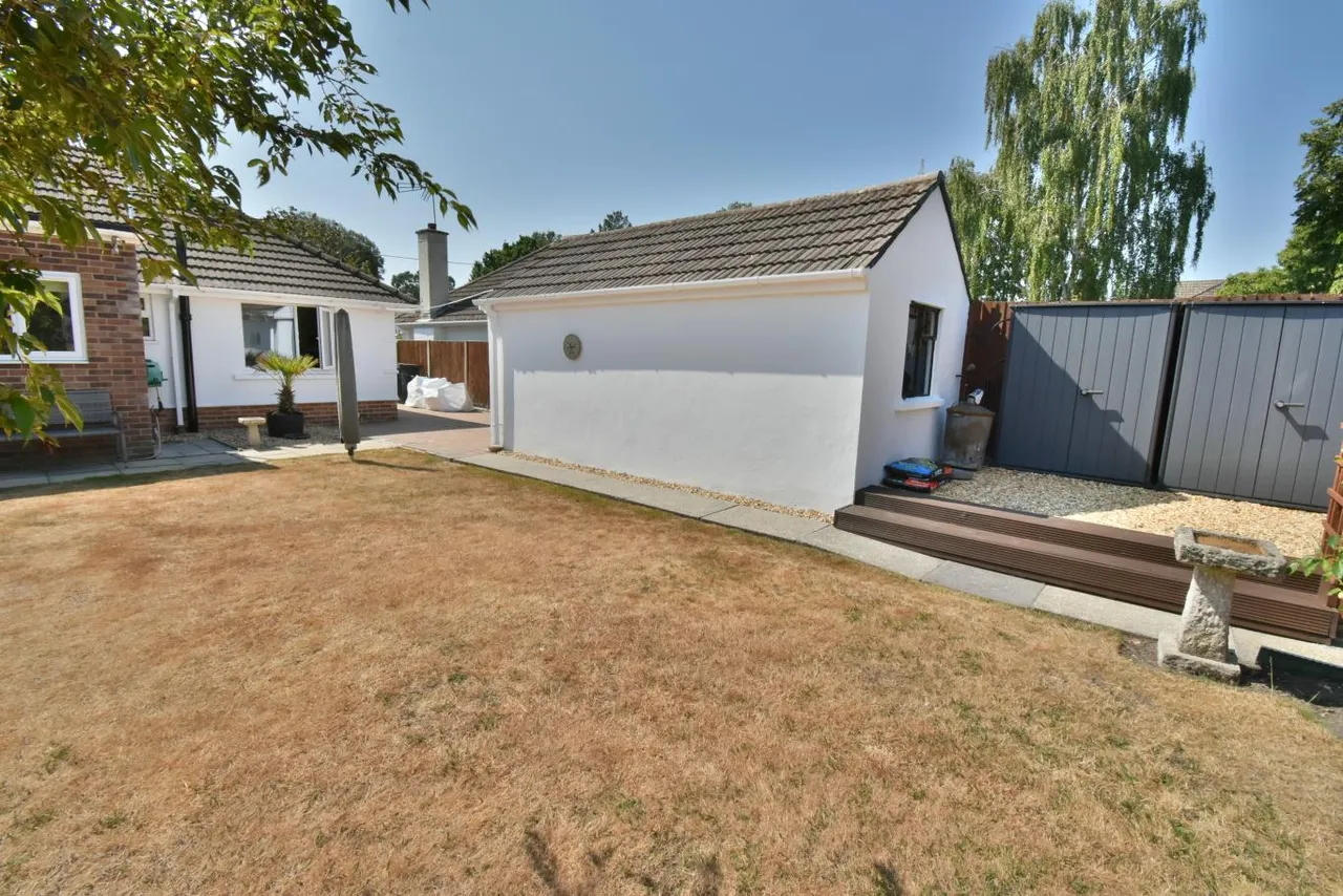 St Marys Road, BH22, photo 21