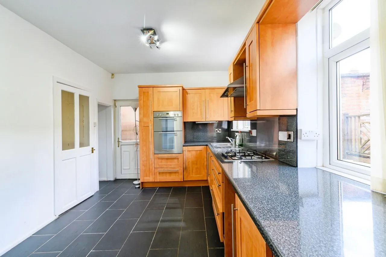 Highfield Road, Farnworth, Bolton, Greater Manchester, BL4, photo 8