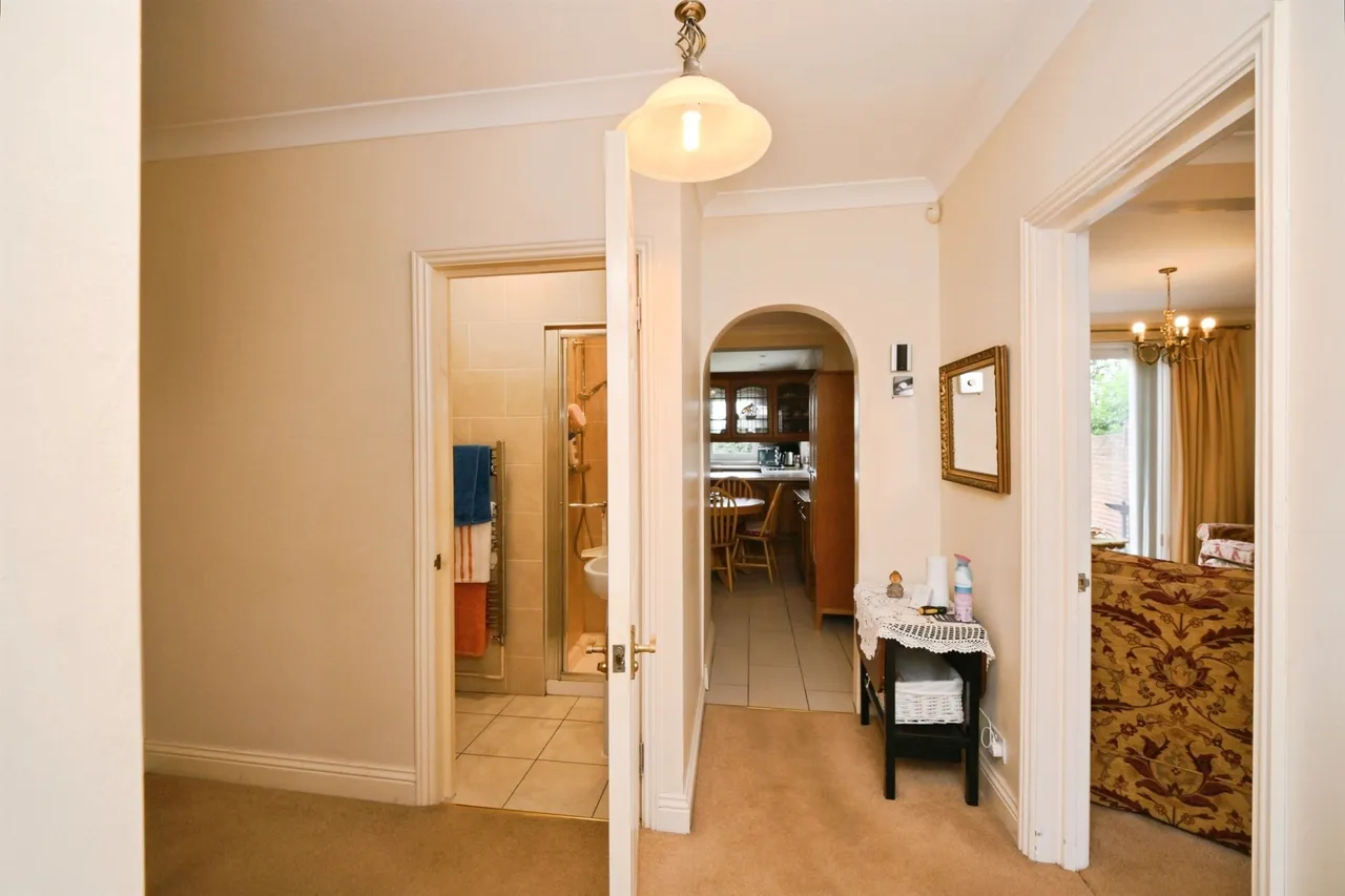 Old House Lane, Roydon, Harlow, photo 10