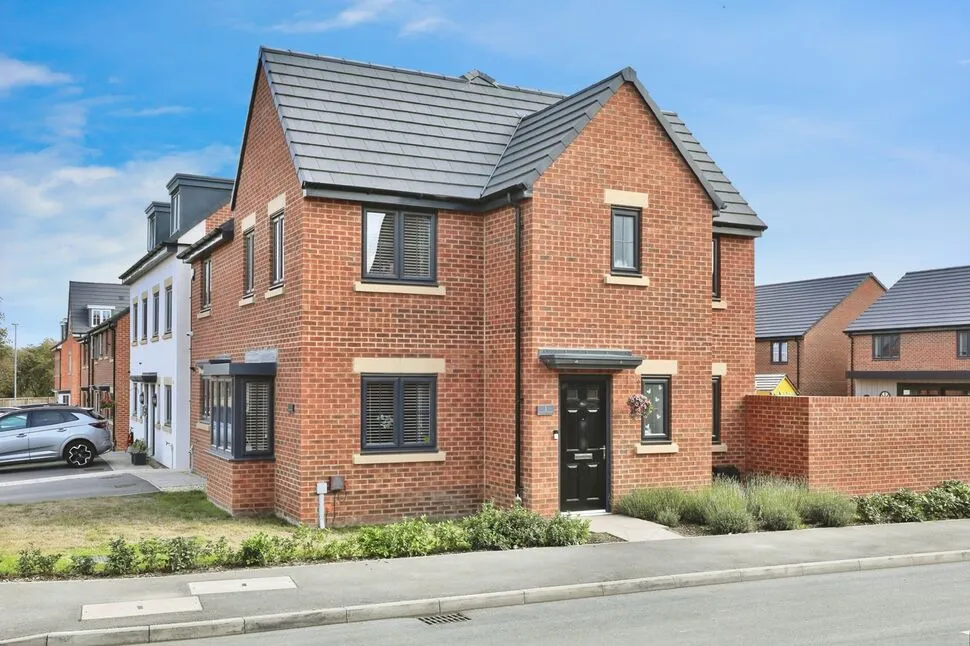 Pitman Way, Costhorpe, S81, photo 18