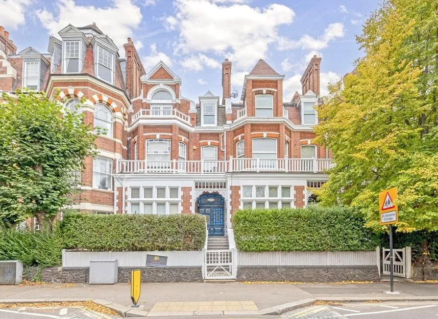 Hornsey Lane, Highgate, N6, photo 6