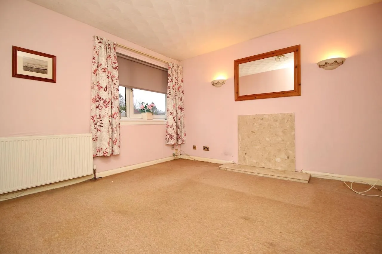 Barbeth Road, Condorrat, G67 4SH, photo 3
