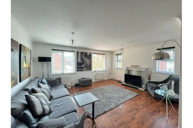 Brantingham Road, Manchester, M16, photo 2