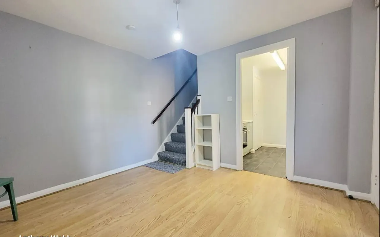 Hamilton Way, Palmers Green, N13, photo 3