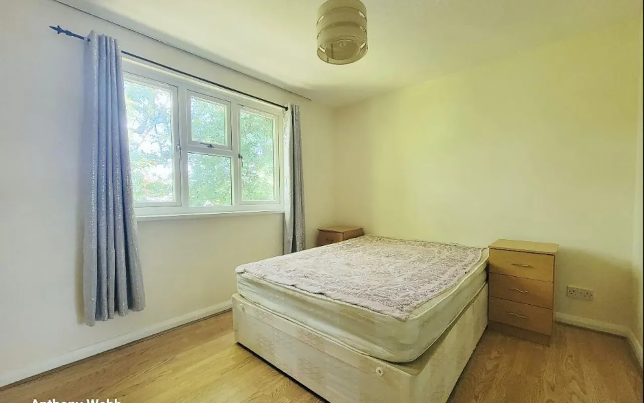 Hamilton Way, Palmers Green, N13, photo 10