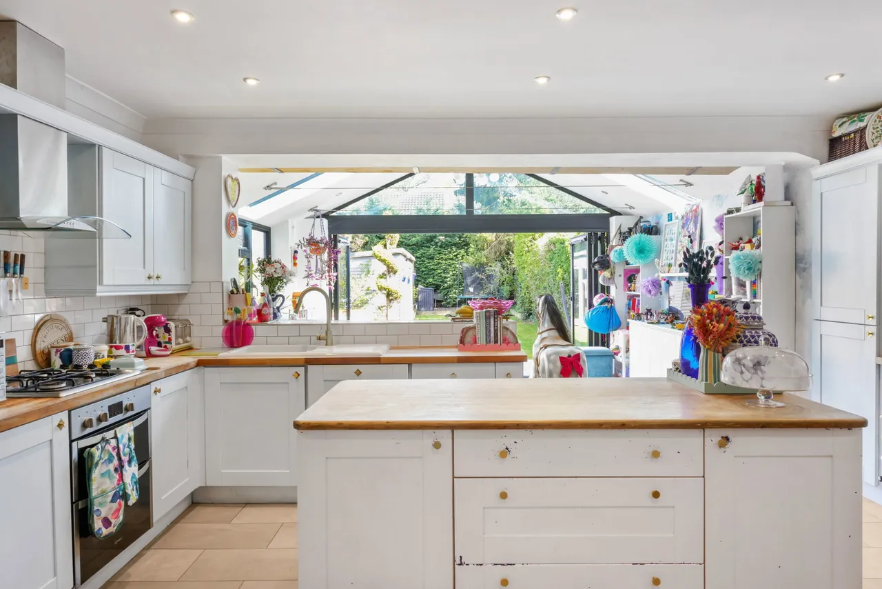 Cleeve View Road, Cheltenham, GL52, photo 7